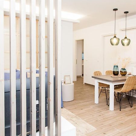 Full-Renovated, Adorable Apartment In 雅典 外观 照片
